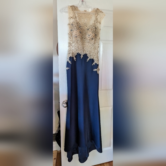 Evening Gown, Sz. XS, Prom - Picture 4 of 9